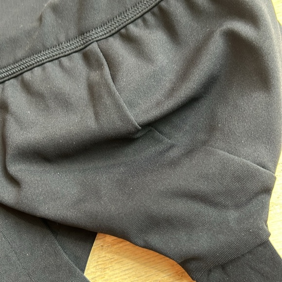 Lululemon Deep V Neck Bra 6 Black EUC - Picture 5 of 5